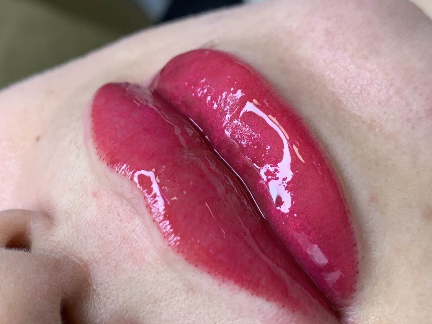 شیدینگ لب نیلا حنیفی